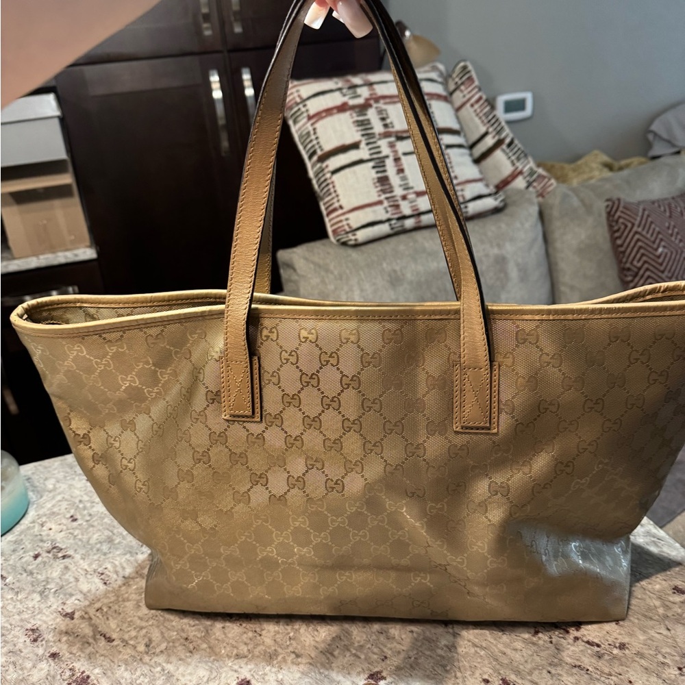 PRICE DROP!!! GUCCI GOLD IMPRIME GG Monogram - Picture 6 of 14